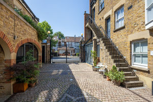 Courtyard View- click for photo gallery